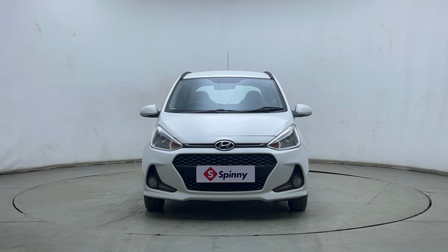 Used 2017 Hyundai Grand i10 Sportz (O) 1.2 Kappa VTVT Petrol Manual exterior FRONT VIEW