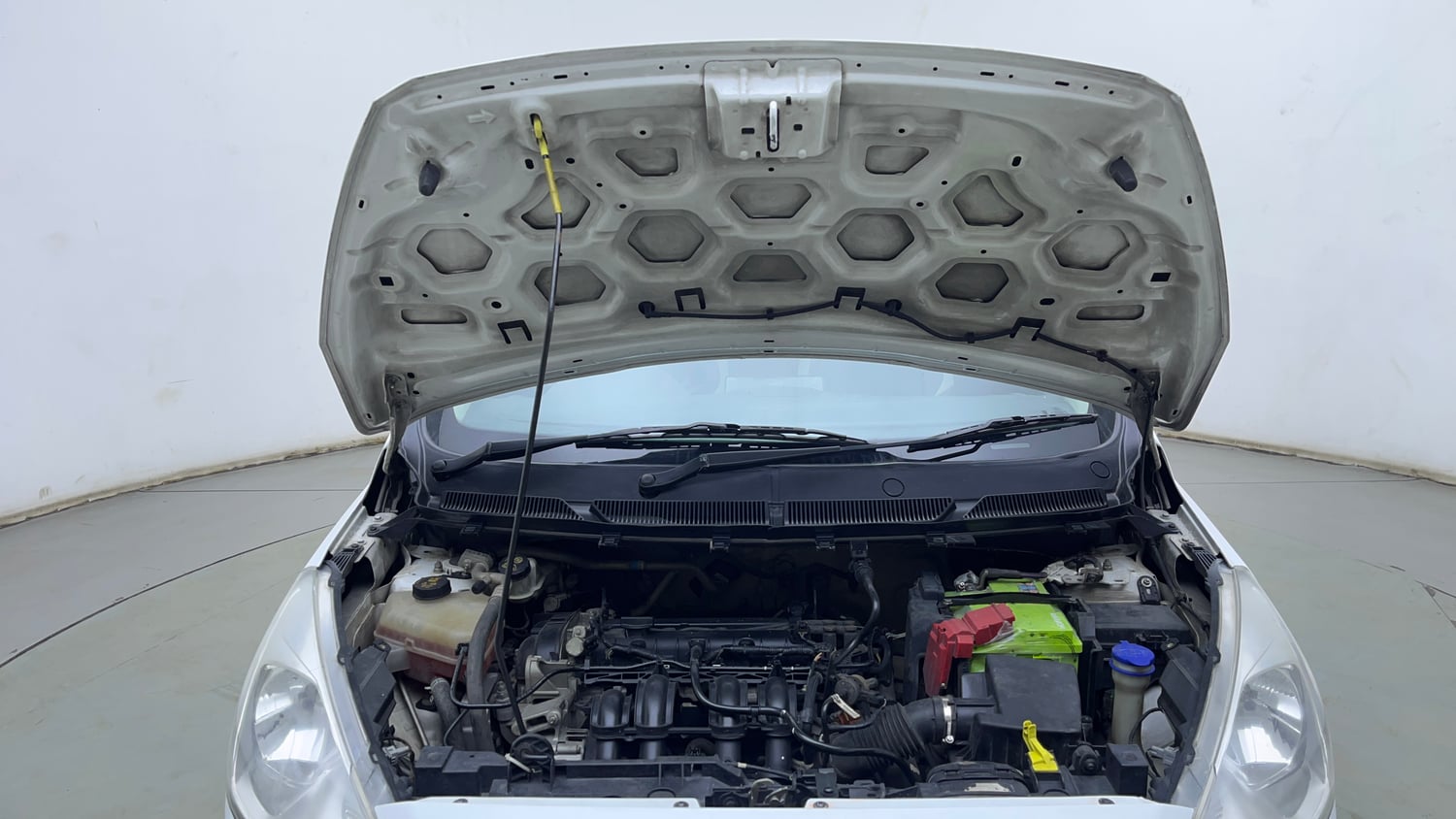 Used 2016 Ford Figo Trend 1.2 Ti-VCT Petrol Manual engine ENGINE & BONNET OPEN FRONT VIEW