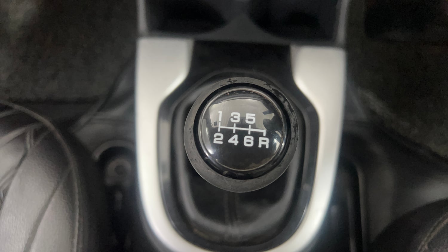 Used 2019 Honda WR-V VX MT Diesel Diesel Manual interior GEAR  KNOB VIEW