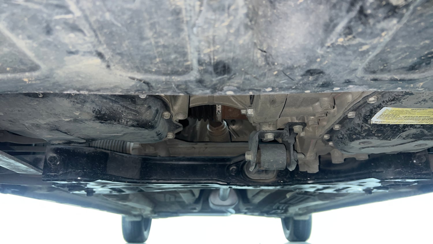 Used 2021 Hyundai i20 Asta 1.2 IVT Petrol Automatic extra FRONT LEFT UNDERBODY VIEW