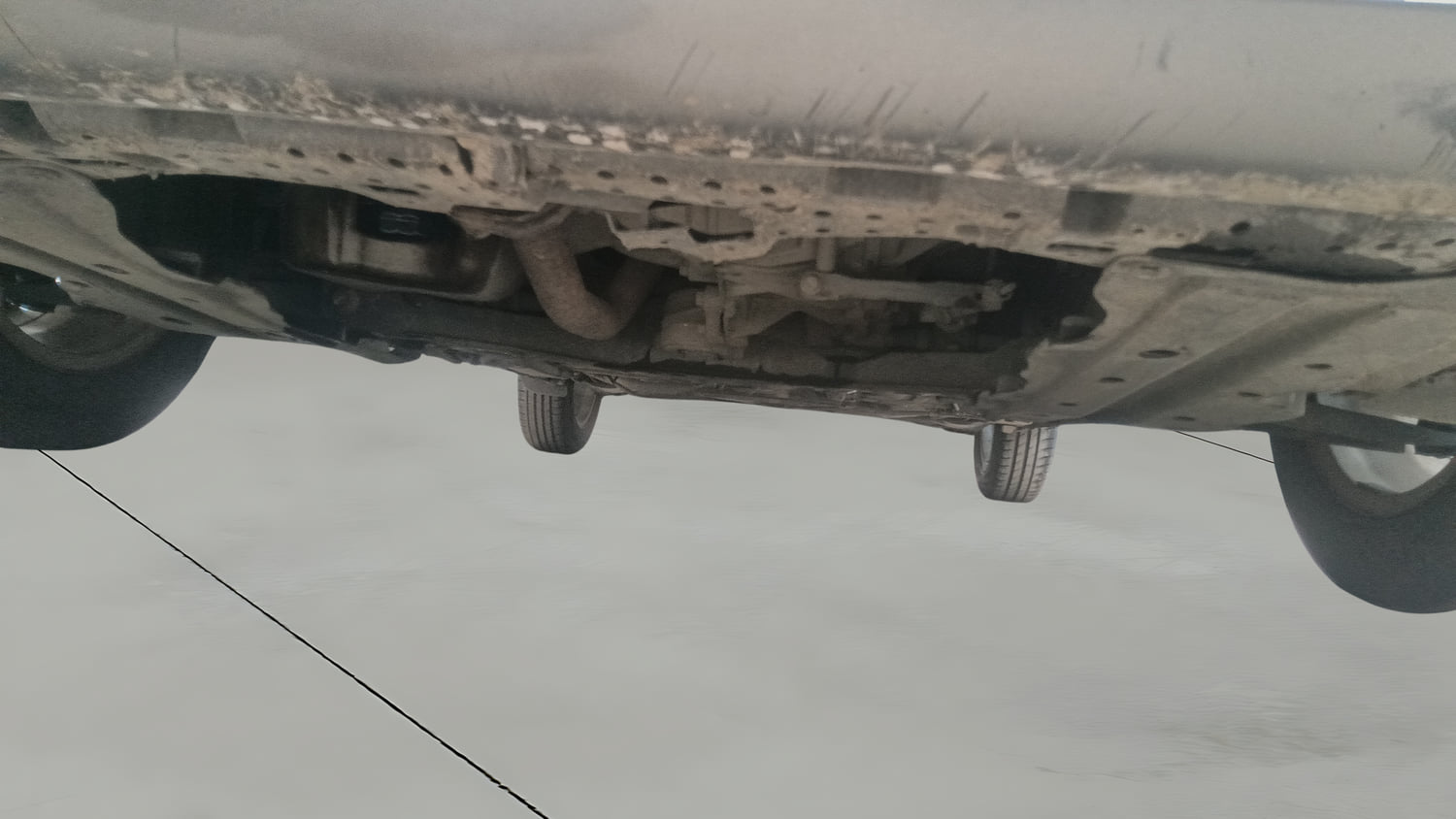Used 2019 Maruti Suzuki Swift ZXi Petrol Manual extra FRONT LEFT UNDERBODY VIEW