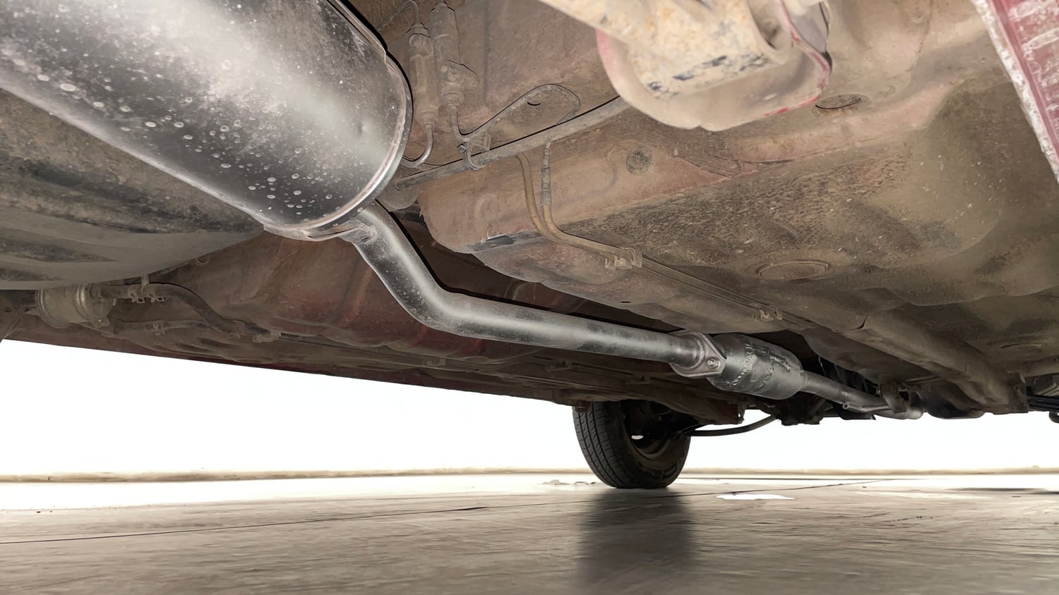 Used 2016 Maruti Suzuki Alto 800 Lxi Petrol Manual extra REAR RIGHT UNDERBODY VIEW