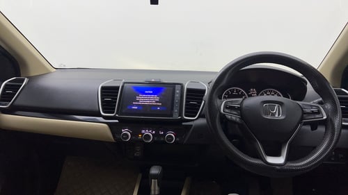 Used 2022 Honda City V CVT Petrol Petrol Automatic interior DASHBOARD VIEW