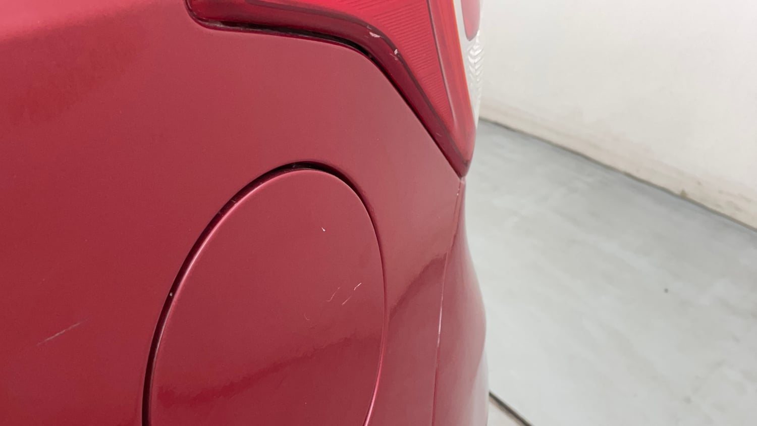 Used 2018 Hyundai Grand i10 Sportz AT 1.2 Kappa VTVT Petrol Automatic dents MINOR SCRATCH