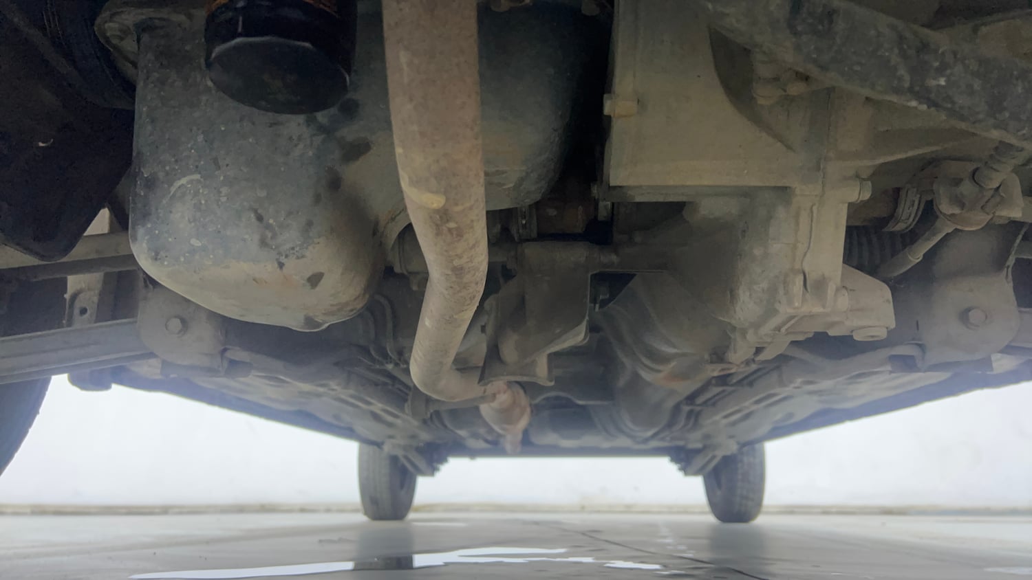 Used 2014 Maruti Suzuki Alto 800 Vxi Petrol Manual extra FRONT LEFT UNDERBODY VIEW