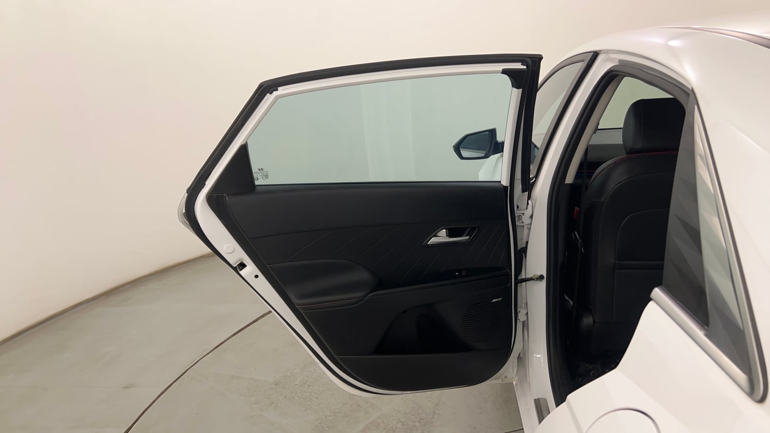 Used 2023 Hyundai Verna SX (O) 1.5 Turbo Petrol MT Petrol Manual interior LEFT REAR DOOR OPEN VIEW