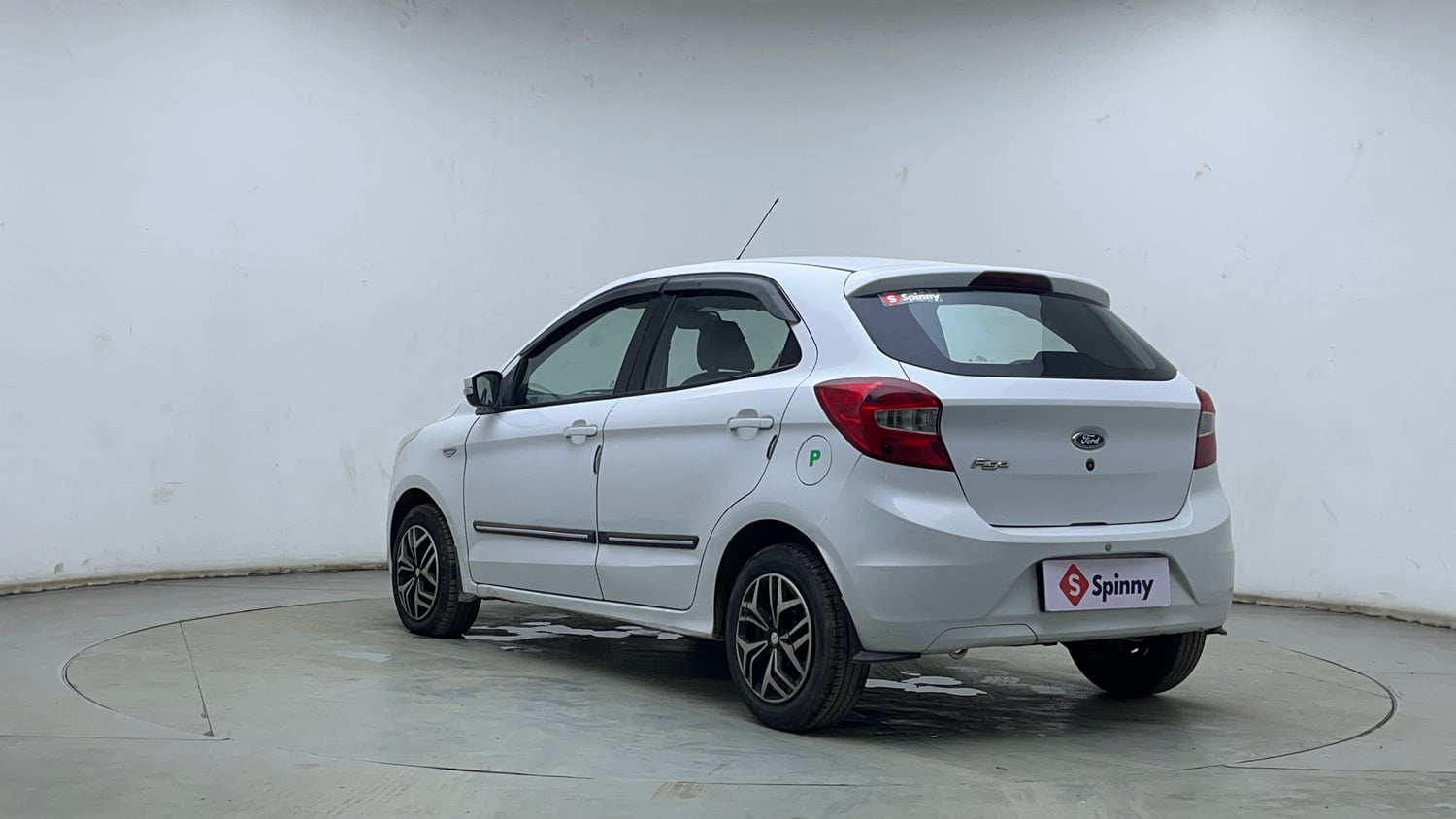 Used 2016 Ford Figo Trend 1.2 Ti-VCT Petrol Manual exterior LEFT REAR CORNER VIEW