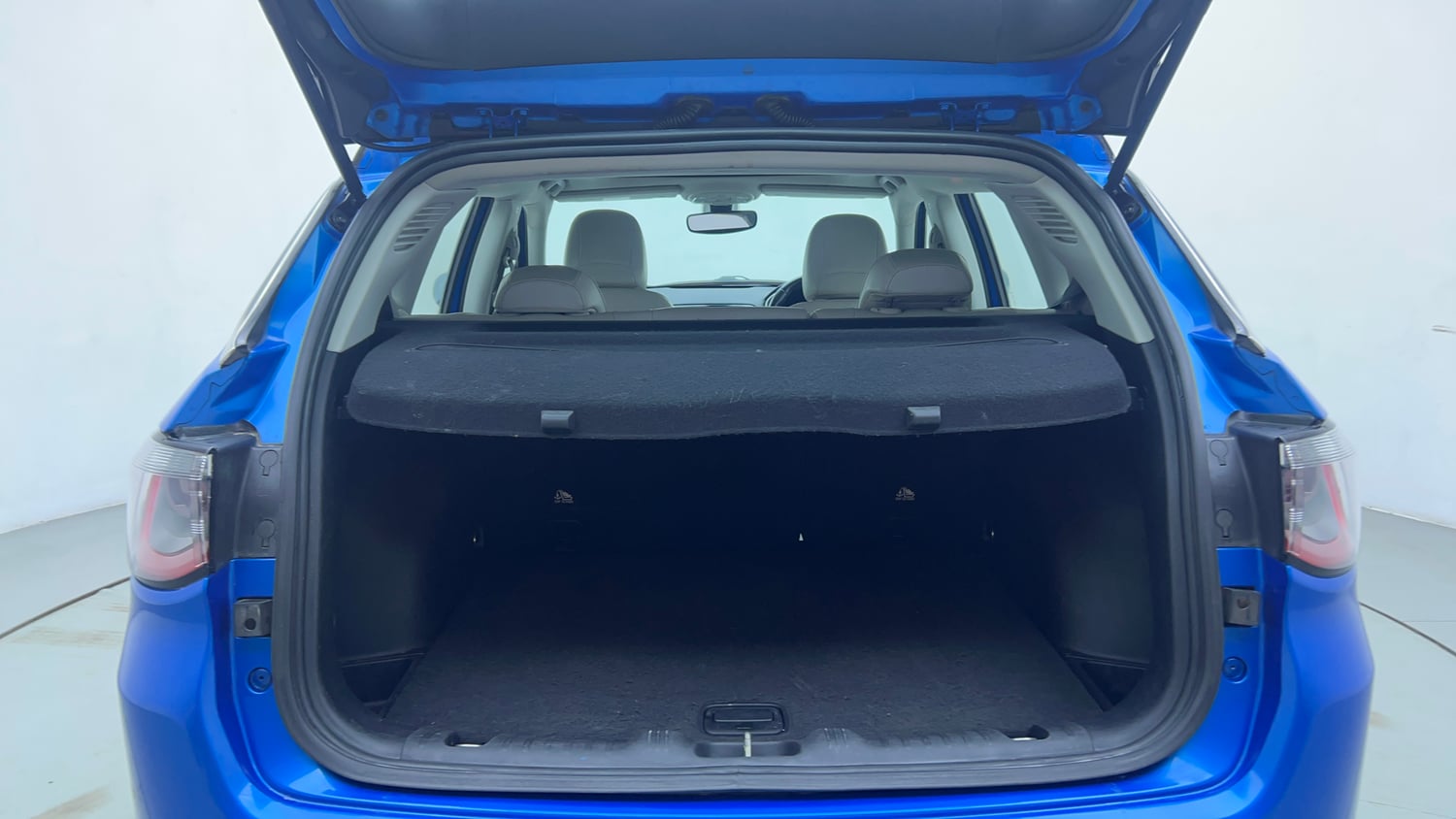 Used 2019 Jeep Compass Limited Plus Diesel 4x4 Diesel Manual interior DICKY INSIDE VIEW