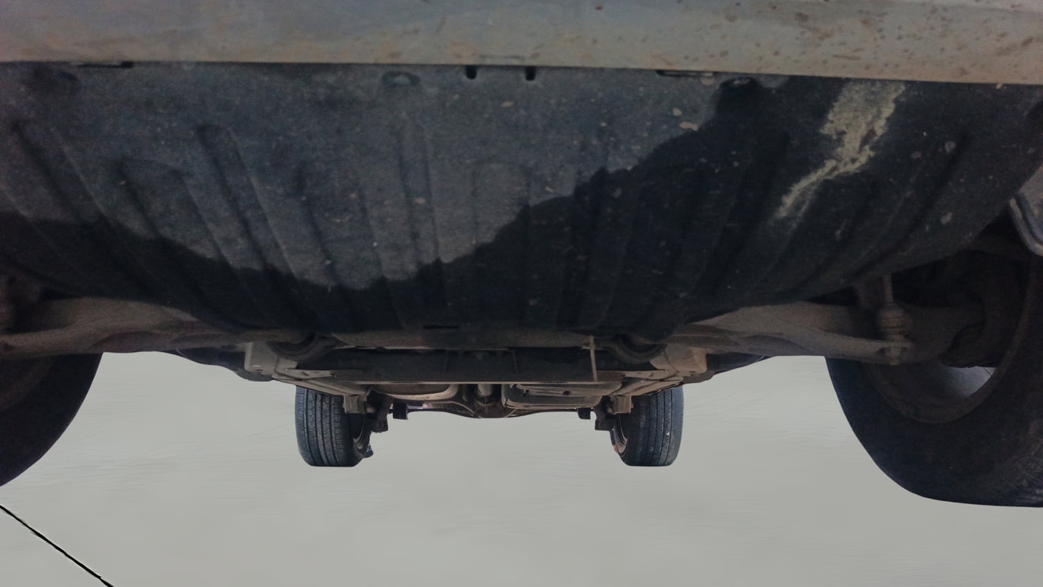Used 2022 Mahindra Scorpio N Z8 L Diesel AT 4WD 7 STR Diesel Automatic extra FRONT LEFT UNDERBODY VIEW