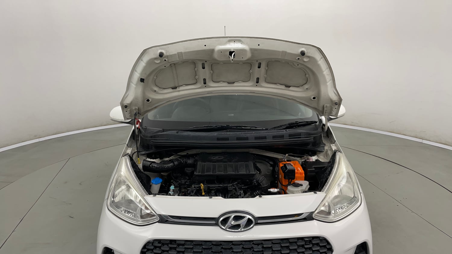 Used 2017 Hyundai Grand i10 Sportz (O) 1.2 Kappa VTVT Petrol Manual engine ENGINE & BONNET OPEN FRONT VIEW