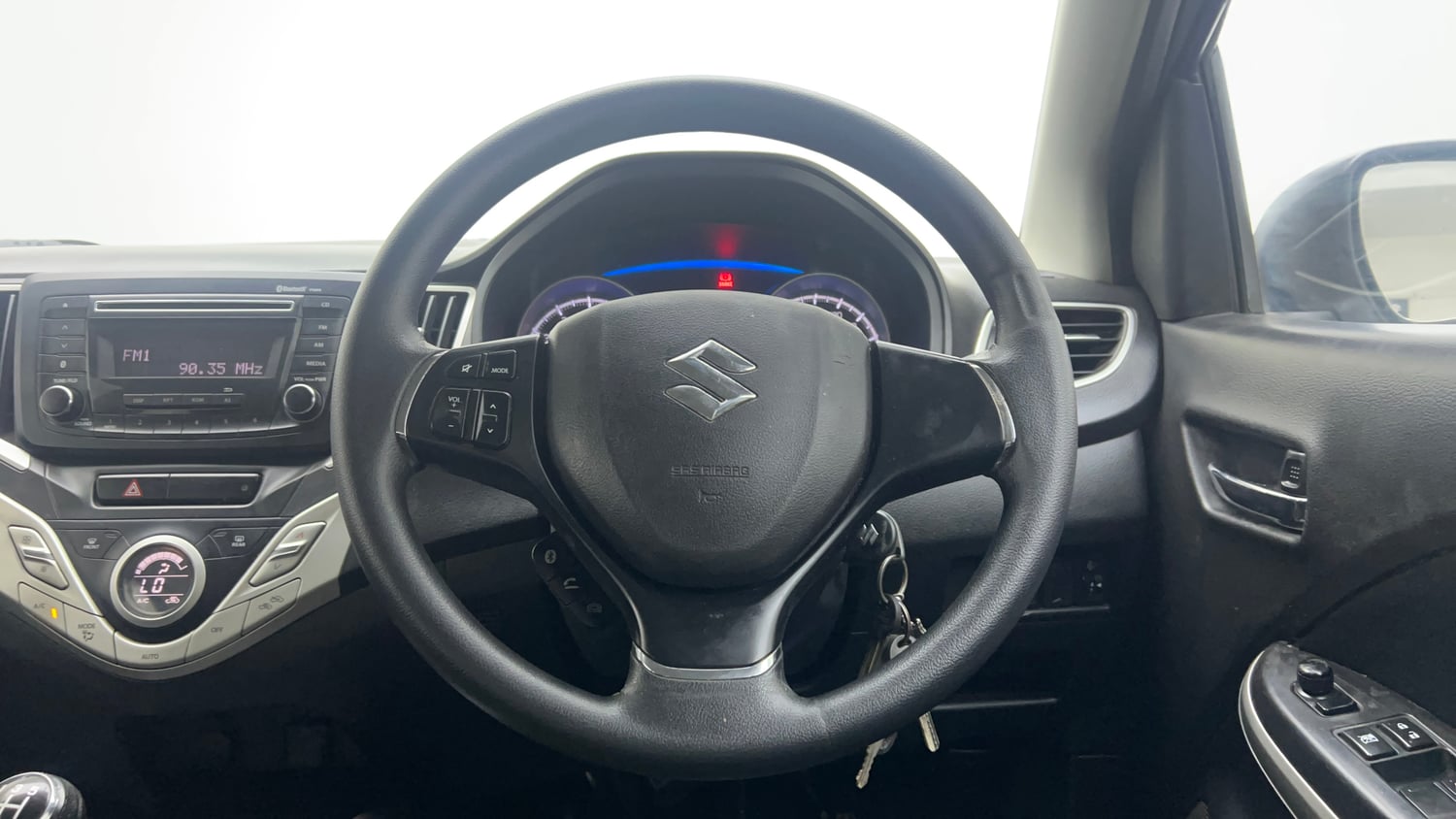 Used 2017 Maruti Suzuki Baleno Delta 1.2 Petrol Manual interior STEERING VIEW