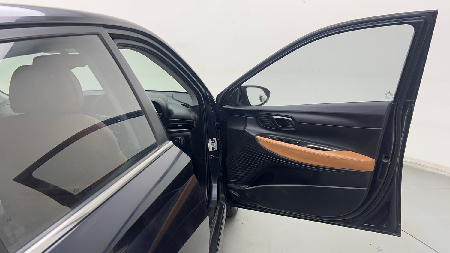 Used 2021 Hyundai i20 Asta 1.2 IVT Petrol Automatic interior RIGHT FRONT DOOR OPEN VIEW