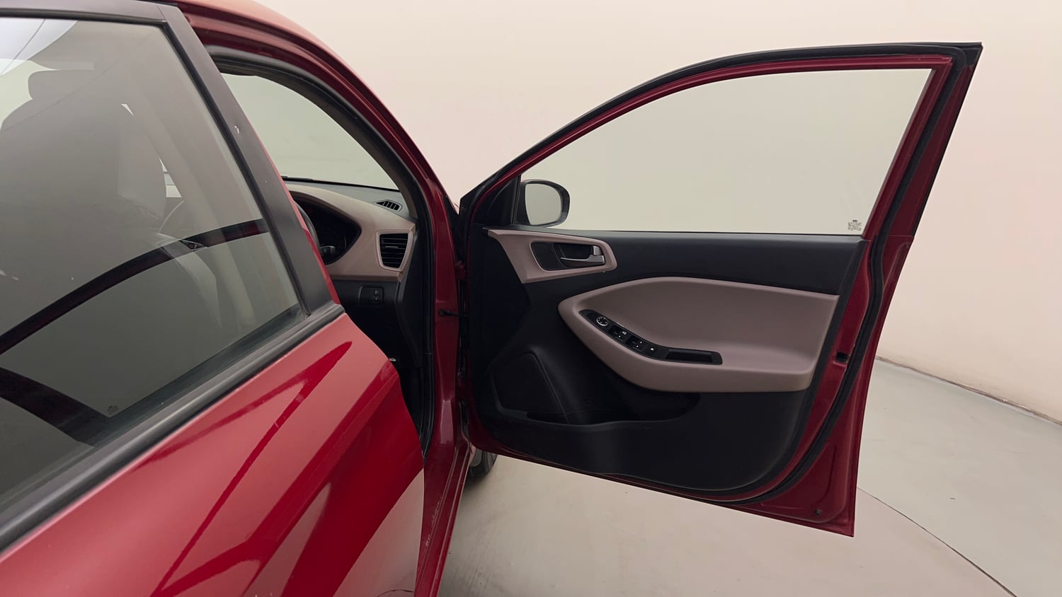 Used 2017 Hyundai Elite i20 Magna Executive 1.2 Petrol Manual interior RIGHT FRONT DOOR OPEN VIEW