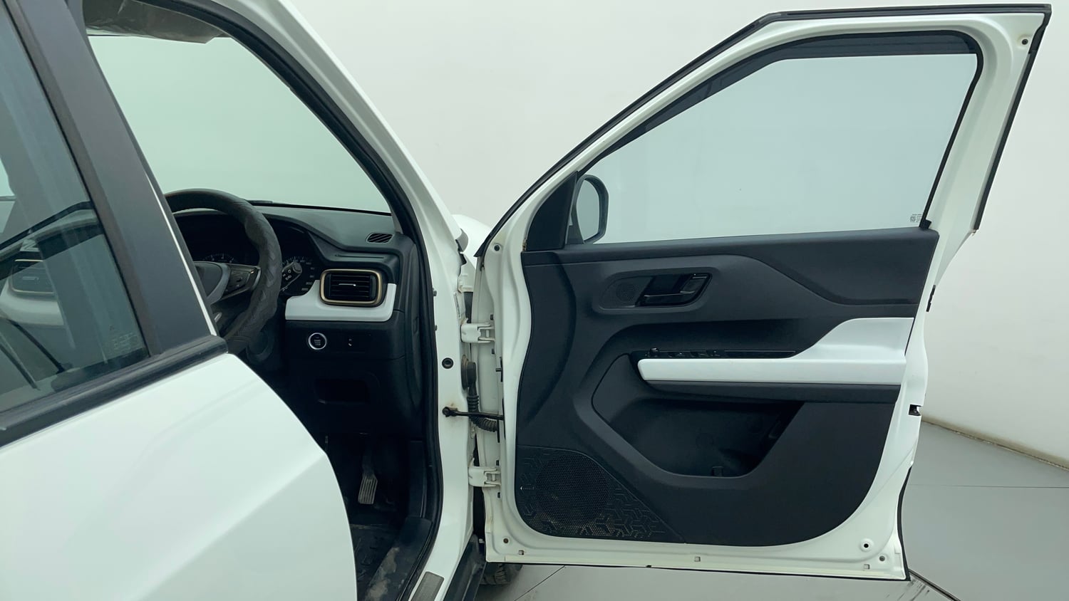 Used 2023 Tata Punch Accomplished AMT Petrol Automatic interior RIGHT FRONT DOOR OPEN VIEW
