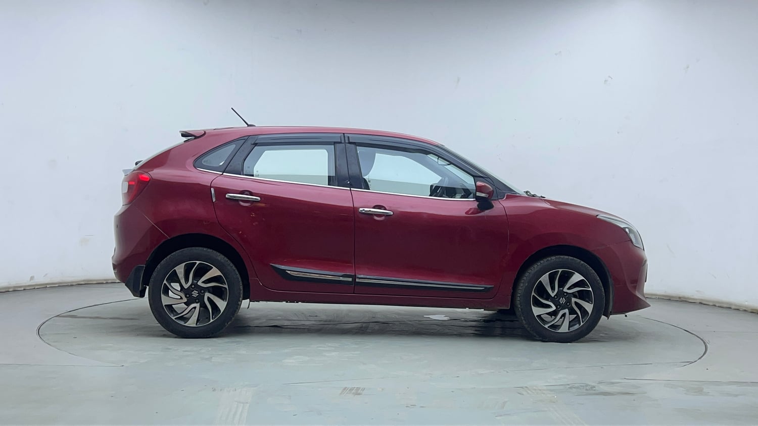 Used 2022 Maruti Suzuki Baleno Zeta Petrol Manual exterior RIGHT SIDE VIEW