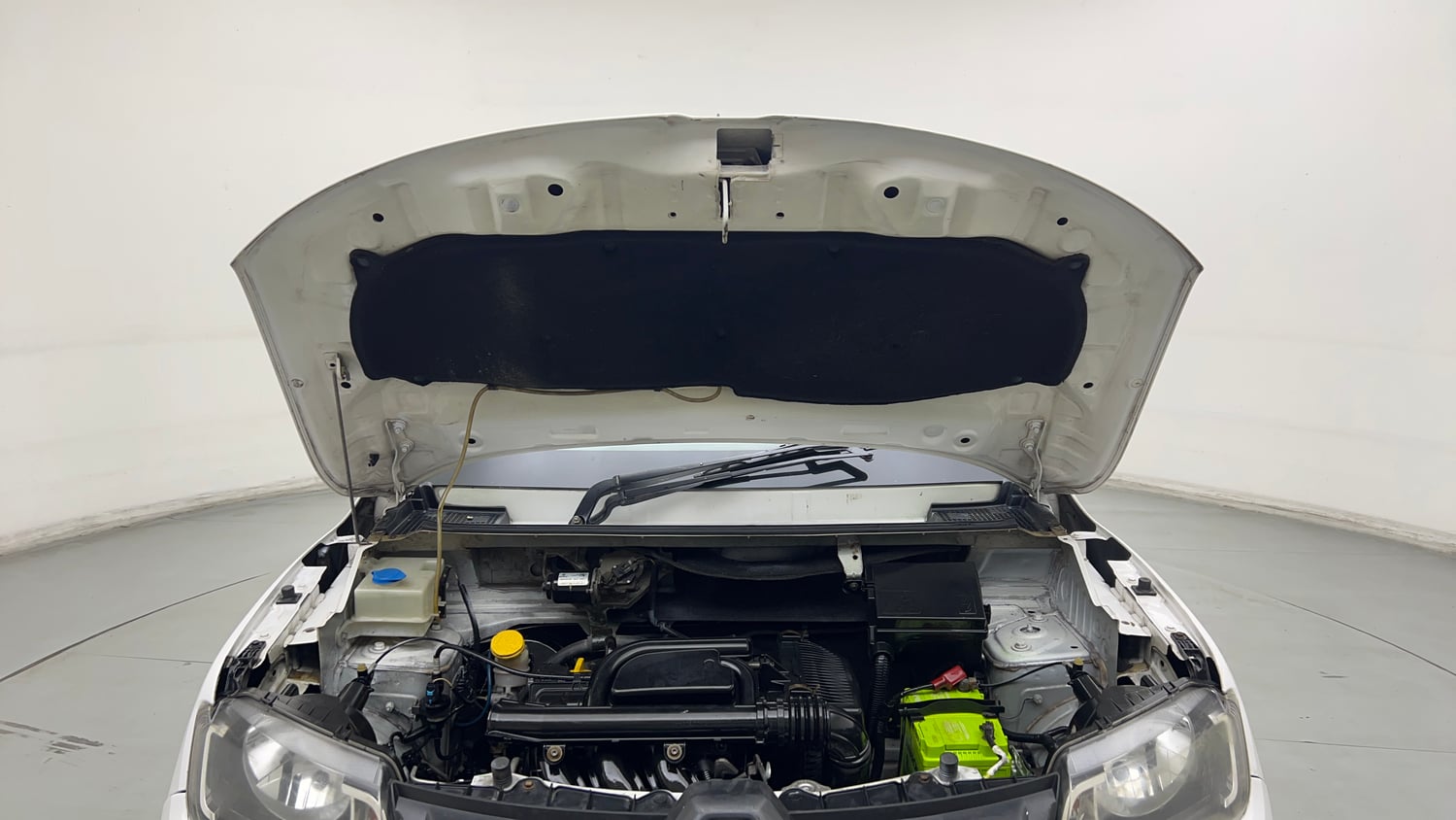 Used 2017 Renault Kwid 1.0 RXT Petrol Manual engine ENGINE & BONNET OPEN FRONT VIEW