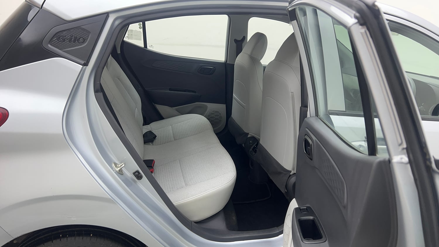 Used 2022 Hyundai Grand i10 Nios Magna 1.2 Kappa VTVT Petrol Manual interior RIGHT SIDE REAR DOOR CABIN VIEW