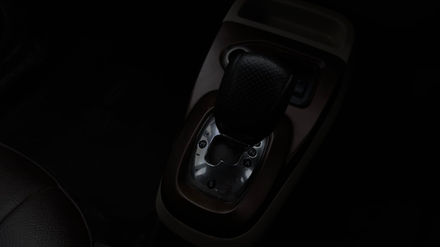 Used 2016 Tata Nano Twist XTA Petrol Automatic interior GEAR  KNOB VIEW