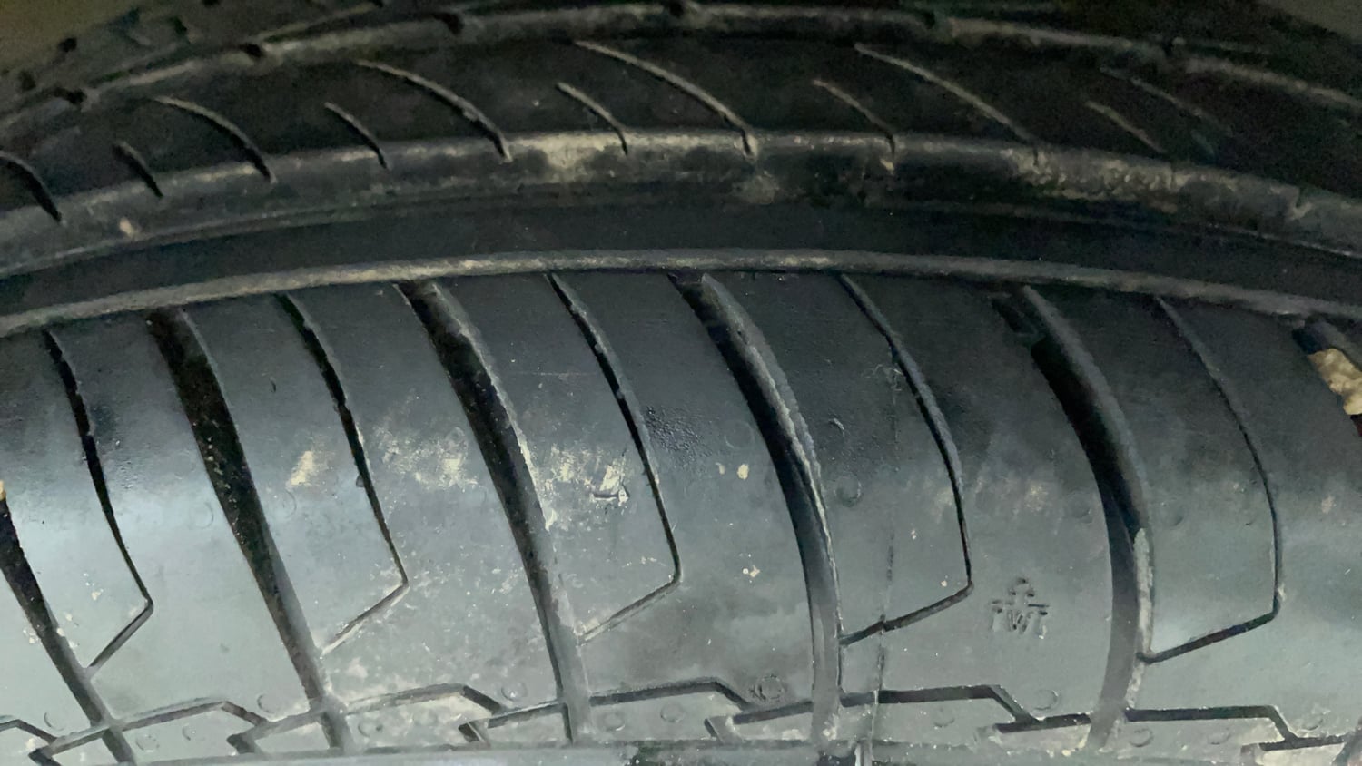 Used 2019 Renault Triber RXZ Petrol Manual tyres RIGHT FRONT TYRE TREAD VIEW