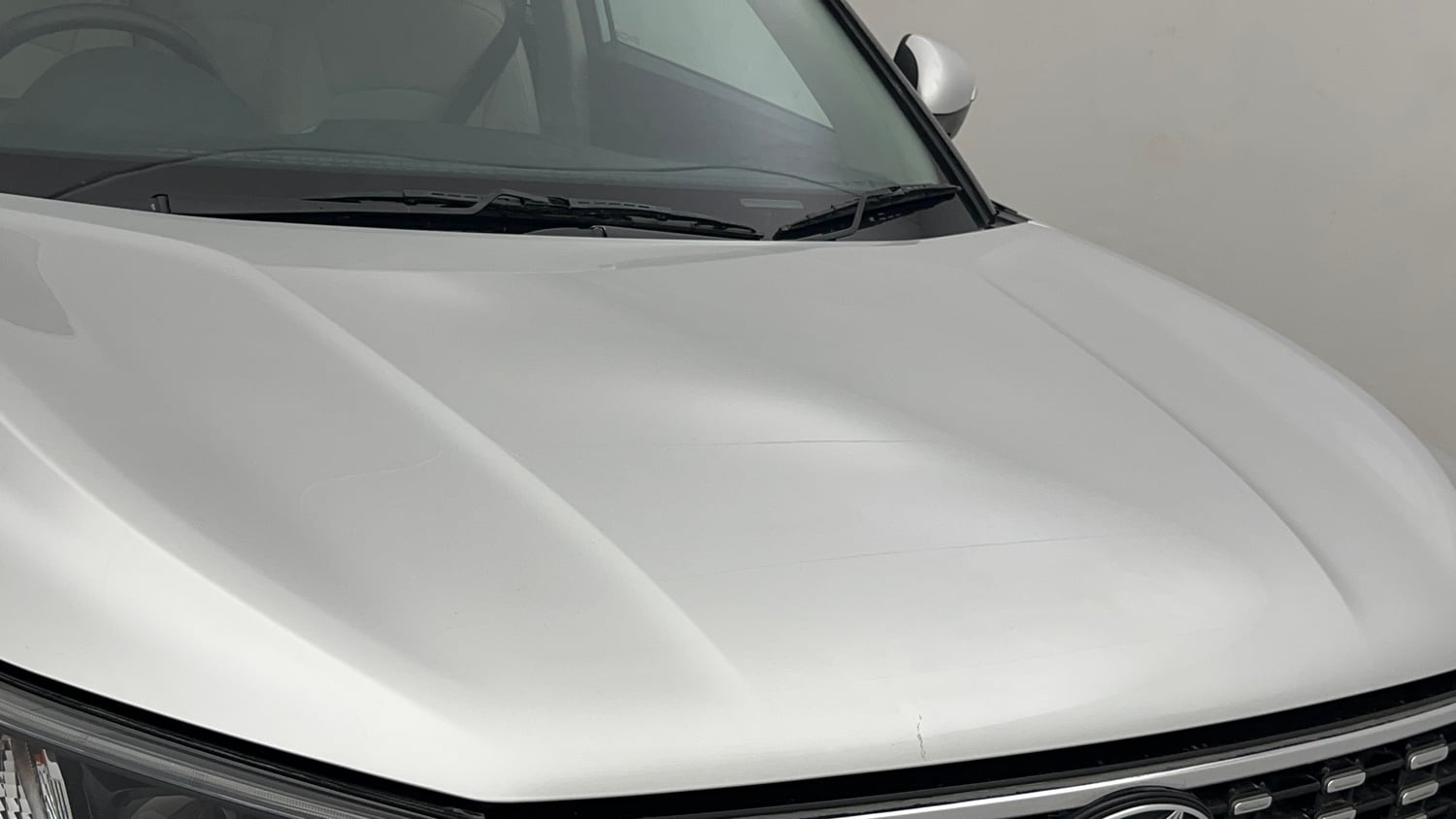 Used 2021 Mahindra XUV 300 W8 (O) 1.2 Petrol Petrol Manual dents MINOR SCRATCH