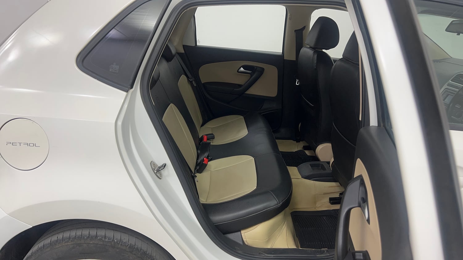 Used 2015 Volkswagen Polo Highline1.2L (P) Petrol Manual interior RIGHT SIDE REAR DOOR CABIN VIEW