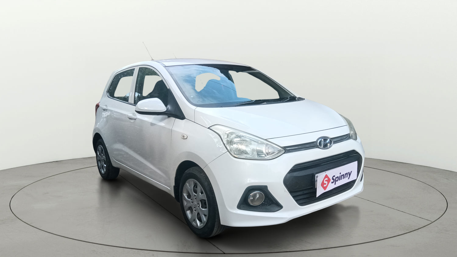 Used 2016 Hyundai Grand i10 Magna 1.2 Kappa VTVT Petrol Manual exterior RIGHT FRONT CORNER VIEW