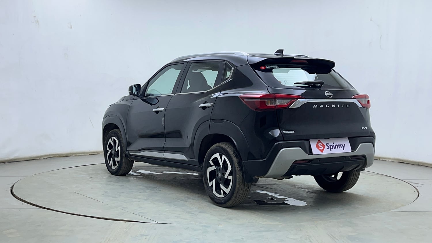 Used 2024 Nissan Magnite XV Premium (O)Turbo CVT Petrol Automatic exterior LEFT REAR CORNER VIEW