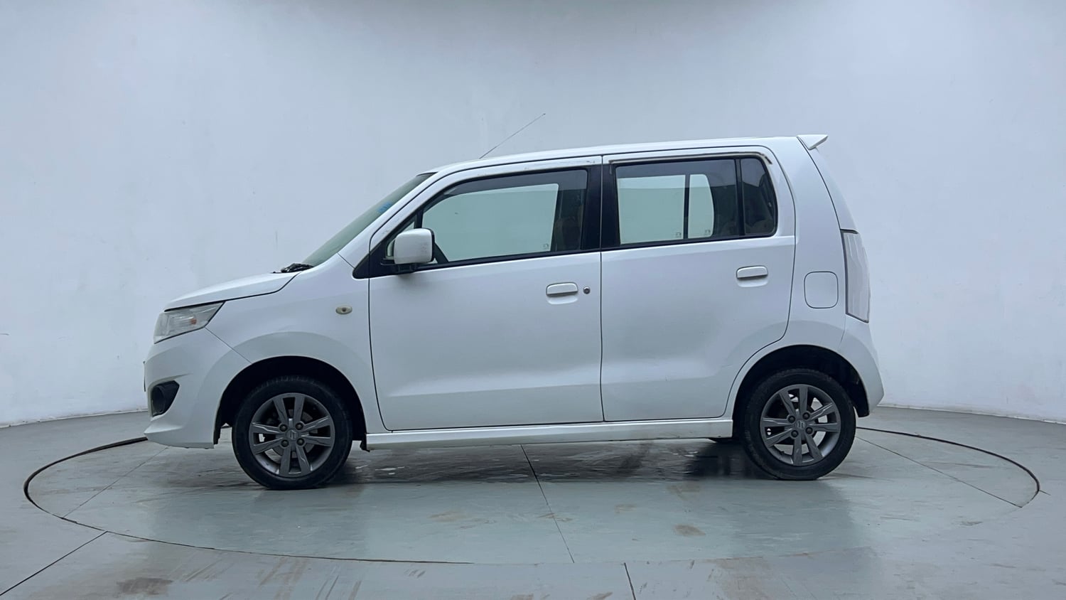 Used 2017 Maruti Suzuki Wagon R VXI+ Petrol Manual exterior LEFT SIDE VIEW