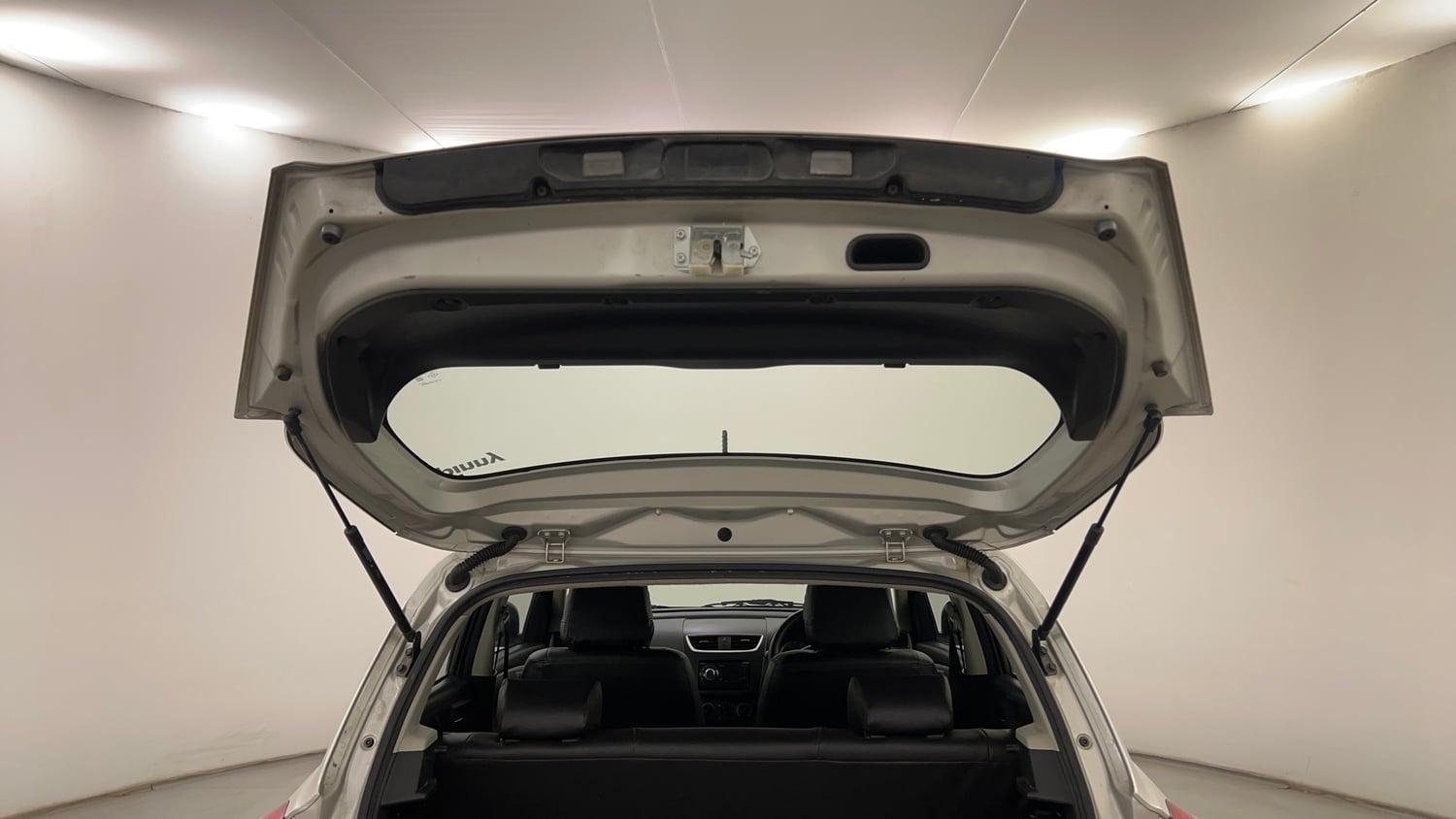 Used 2014 Maruti Suzuki Swift VXi Petrol Manual interior DICKY DOOR OPEN VIEW