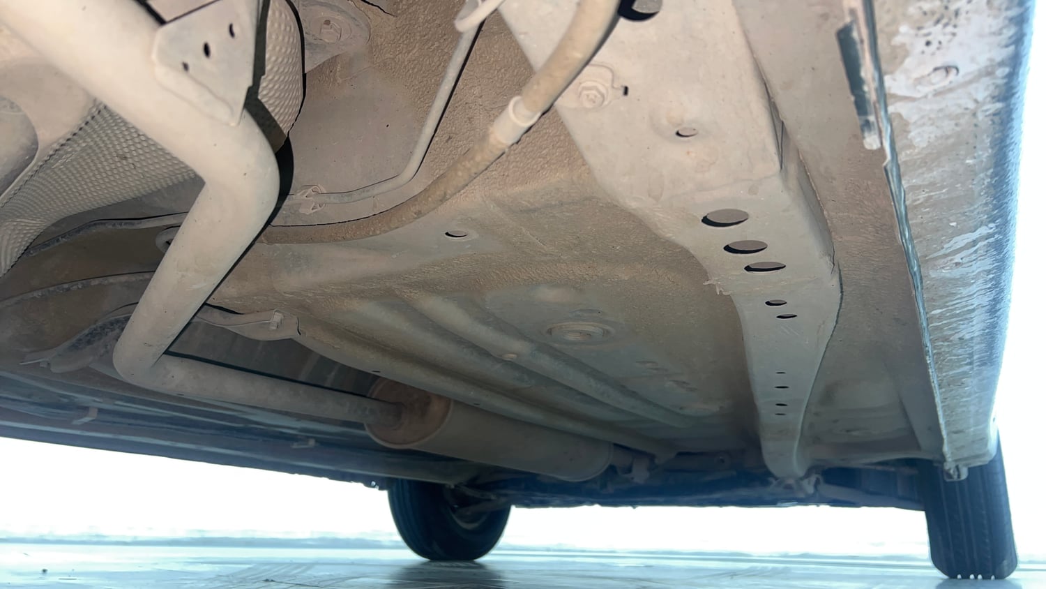 Used 2022 Maruti Suzuki Wagon R LXI 1.0 Petrol Manual extra REAR RIGHT UNDERBODY VIEW