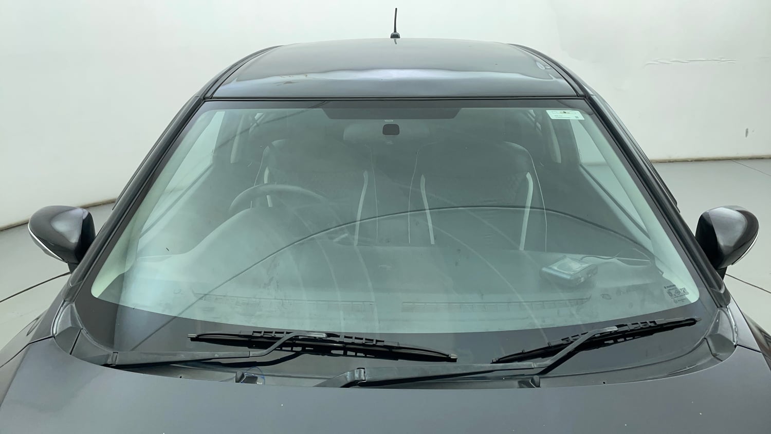 Used 2016 Maruti Suzuki Baleno Delta 1.2 Petrol Manual exterior FRONT WINDSHIELD VIEW