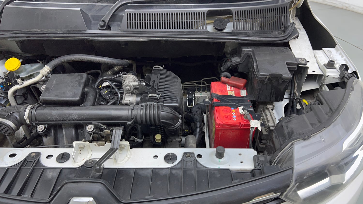 Used 2021 Renault Triber RXZ EASY-R AMT Petrol Automatic engine ENGINE LEFT SIDE VIEW