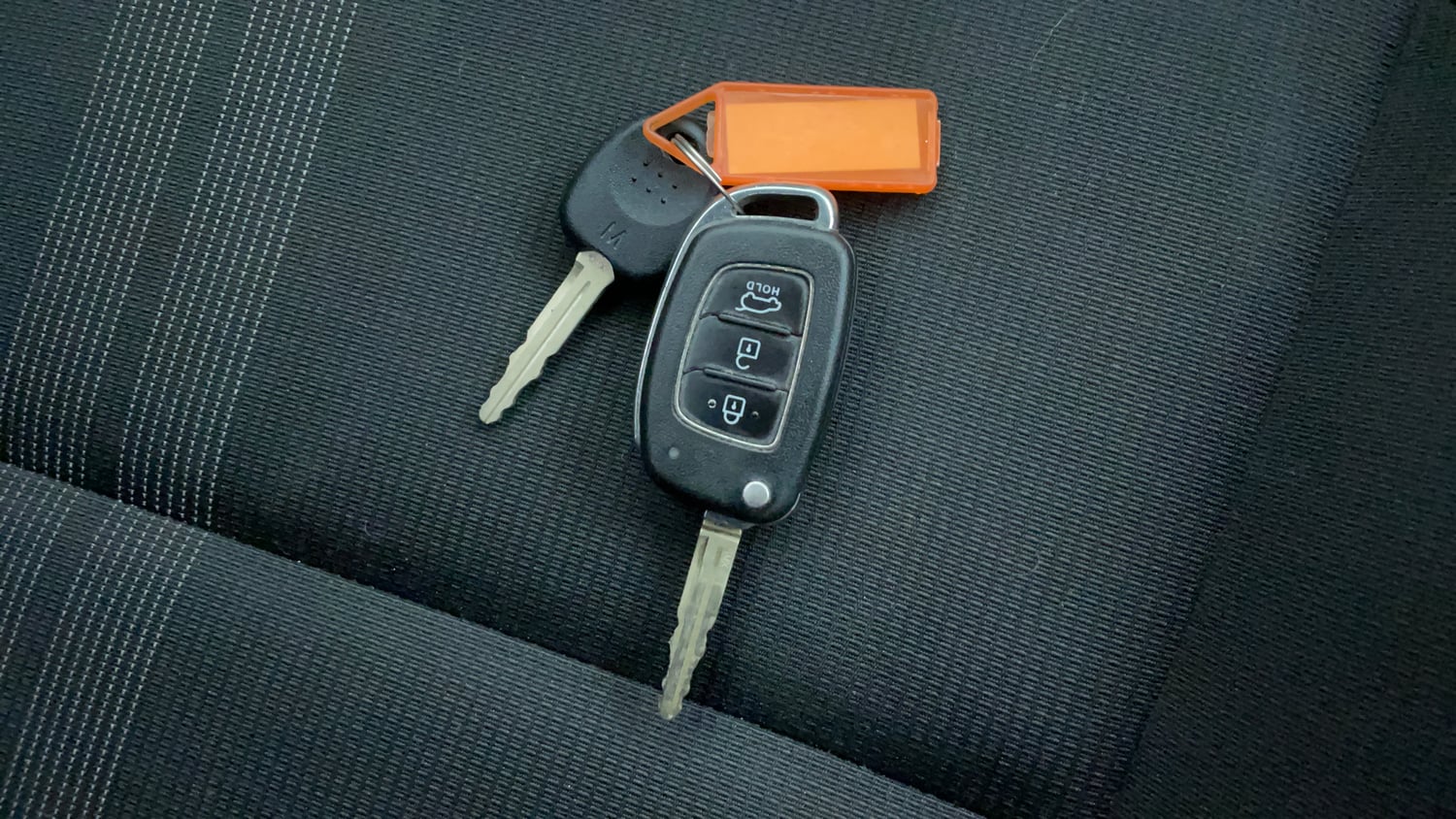 Used 2019 hyundai Venue S 1.0 AT Turbo Petrol Petrol Automatic extra CAR KEY VIEW