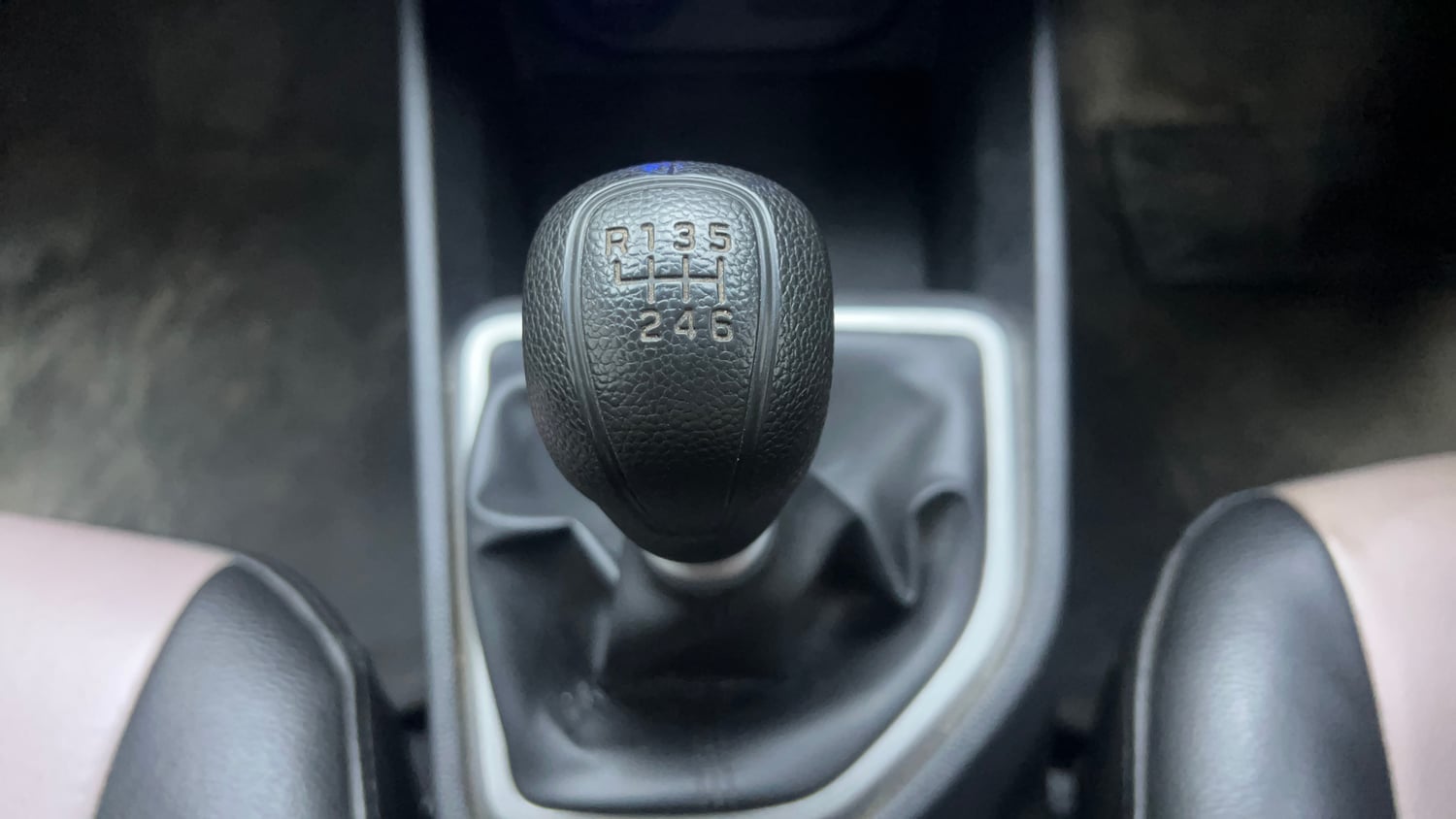 Used 2017 Hyundai Creta 1.6 SX Plus Petrol Petrol Manual interior GEAR  KNOB VIEW