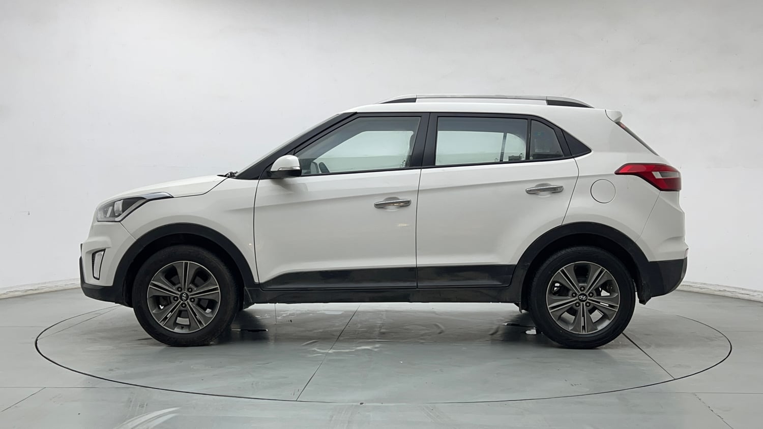 Used 2018 Hyundai Creta SX Plus 1.6 AT Petrol Petrol Automatic exterior LEFT SIDE VIEW