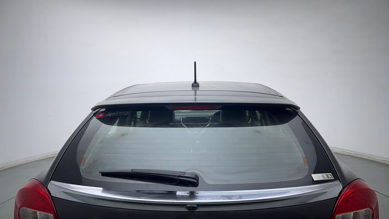 Used 2018 Maruti Suzuki Baleno Zeta 1.2 Petrol Manual exterior BACK WINDSHIELD VIEW