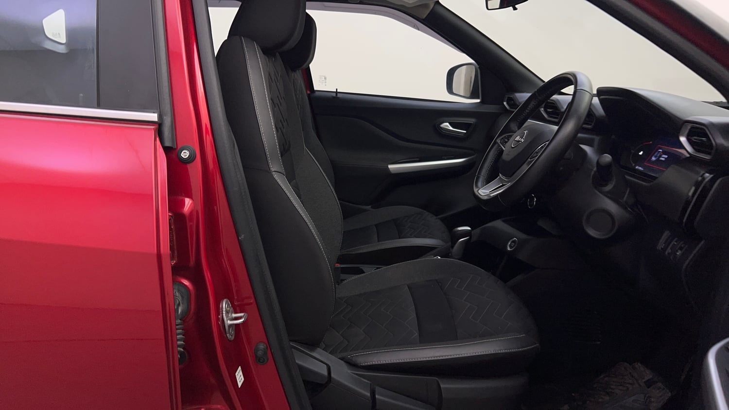Used 2023 Nissan Magnite XV Premium Turbo CVT Petrol Automatic interior RIGHT SIDE FRONT DOOR CABIN VIEW