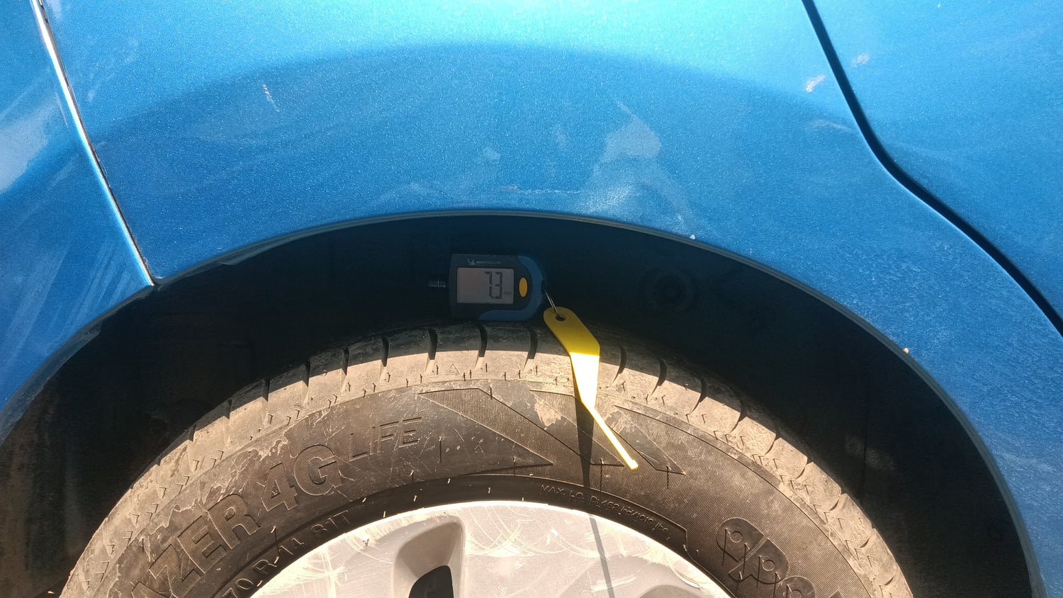 Used 2015 Maruti Suzuki Celerio ZXi Petrol Manual tyres RIGHT REAR TYRE TREAD VIEW