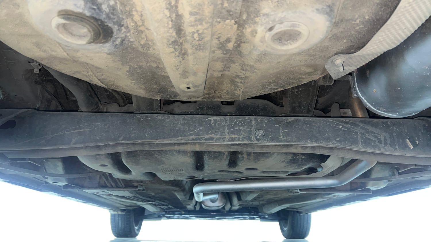 Used 2021 Hyundai i20 Asta 1.2 IVT Petrol Automatic extra REAR UNDERBODY VIEW (TAKEN FROM REAR)