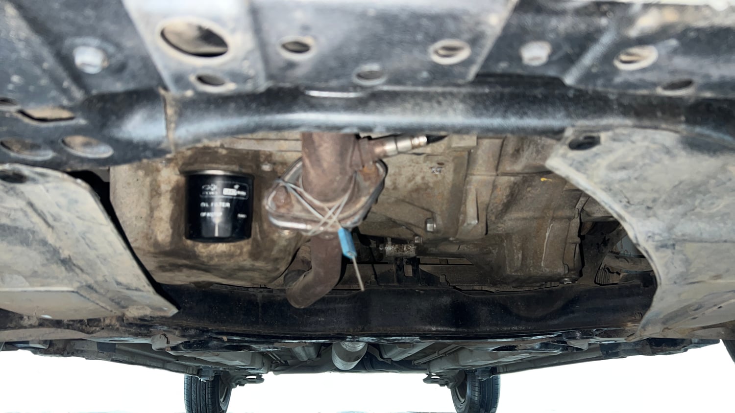 Used 2016 Maruti Suzuki Swift Lxi (O) Petrol Manual extra FRONT LEFT UNDERBODY VIEW