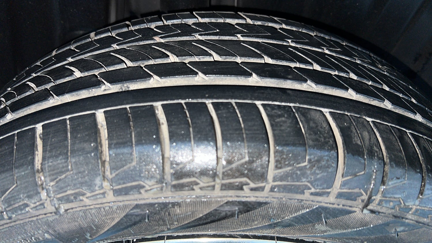 Used 2022 Toyota Glanza V AMT Petrol Automatic tyres RIGHT REAR TYRE TREAD VIEW