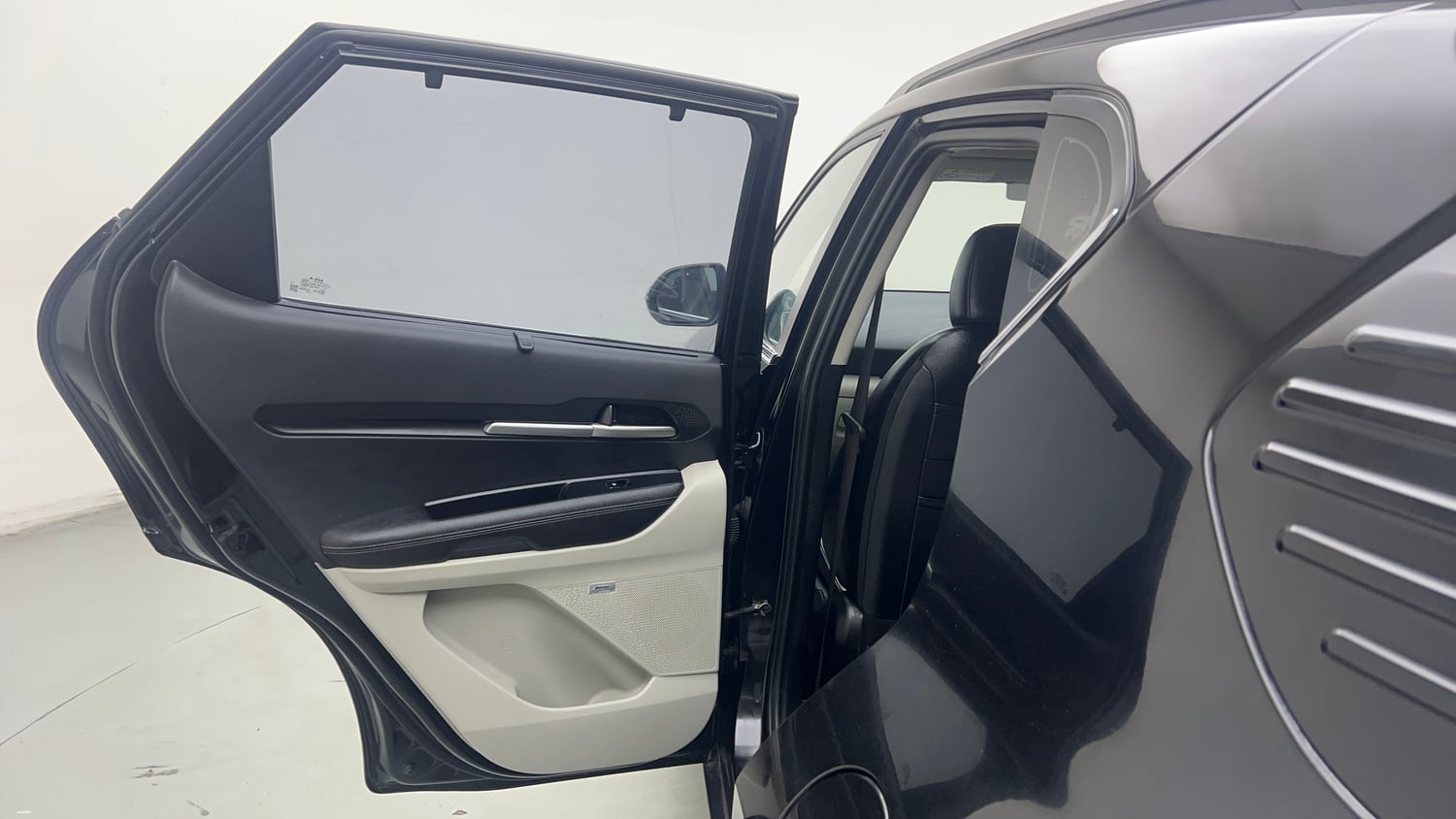 Used 2022 Kia Sonet HTX Plus 1.5 Diesel Manual interior LEFT REAR DOOR OPEN VIEW