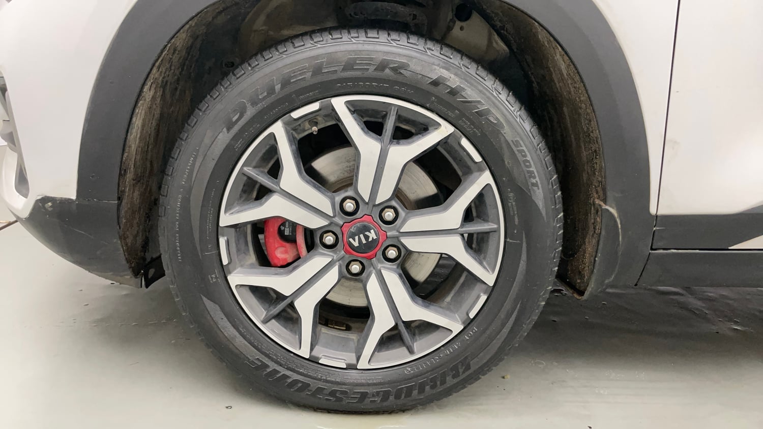 Used 2019 Kia Seltos GTX Plus 1.4 Petrol Manual tyres LEFT FRONT TYRE RIM VIEW