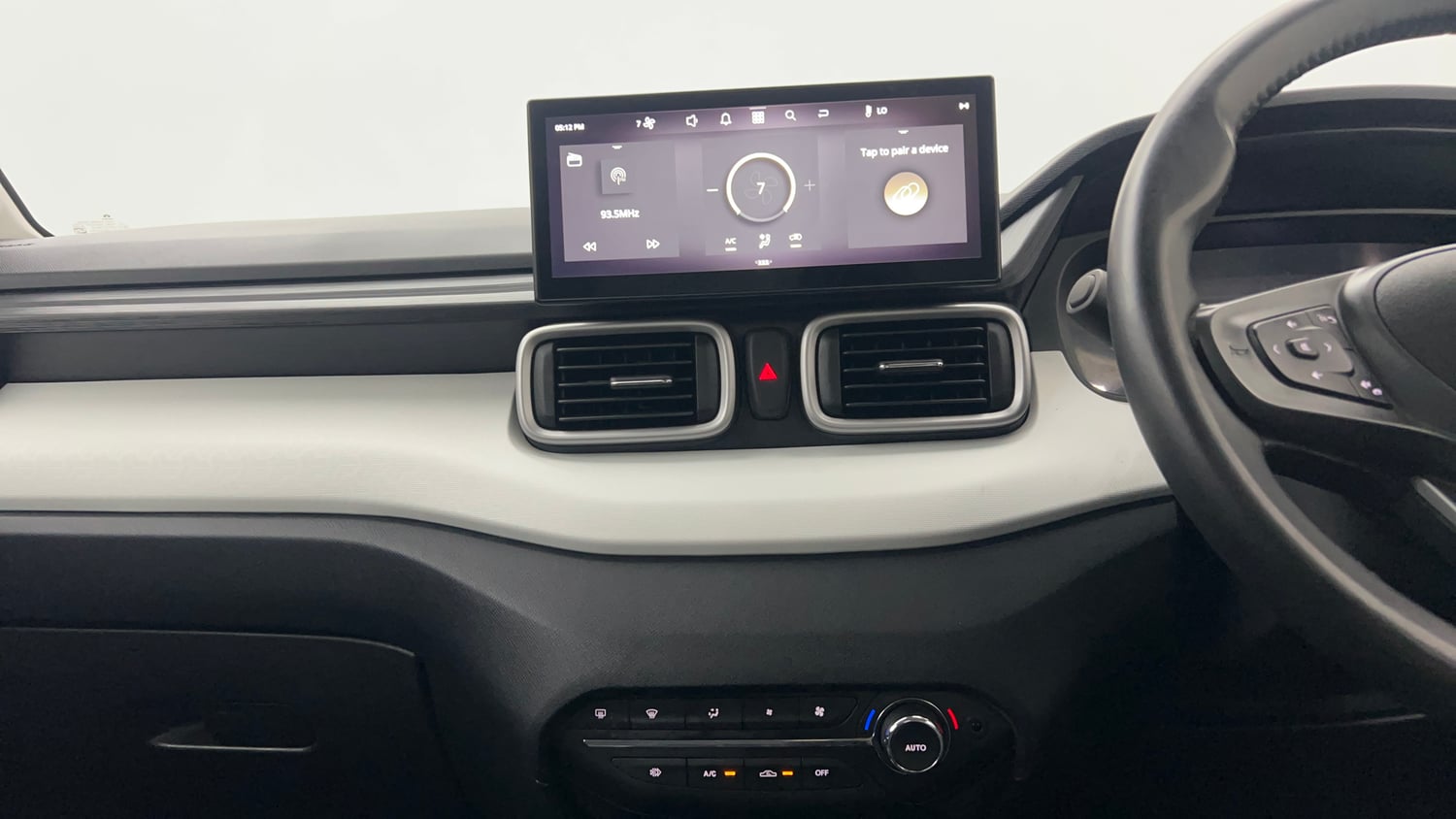 Used 2024 Tata Punch Creative Plus AMT Petrol Automatic interior MUSIC SYSTEM & AC CONTROL VIEW