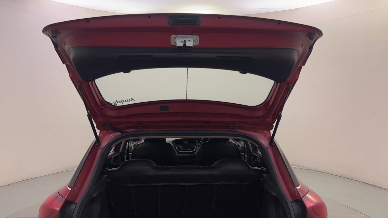 Used 2017 Hyundai Elite i20 Magna Executive 1.2 Petrol Manual interior DICKY DOOR OPEN VIEW