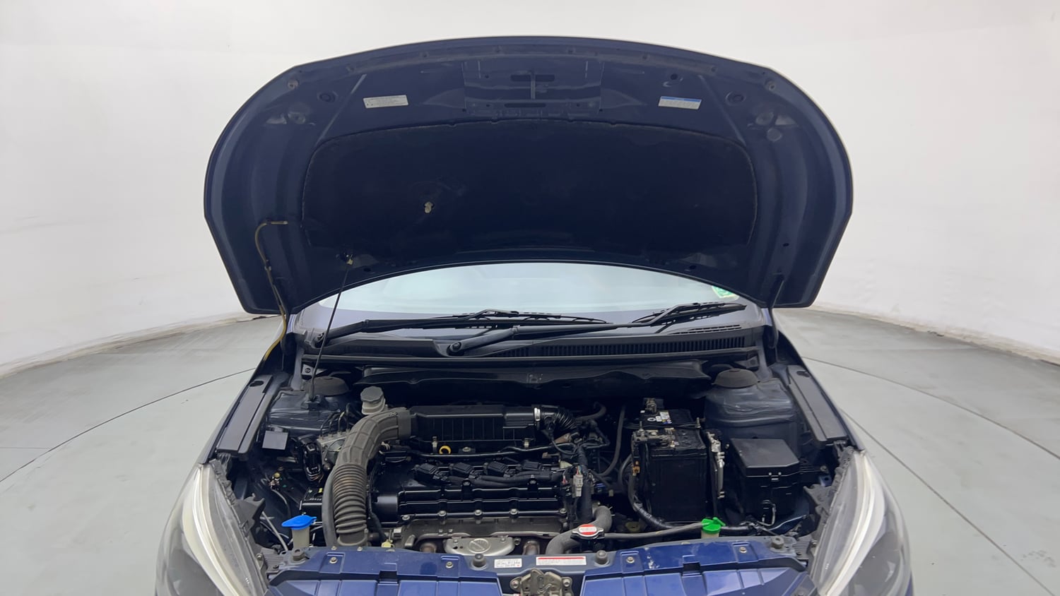 Used 2020 Maruti Suzuki Ciaz Alpha Hybrid 1.5 Petrol Manual engine ENGINE & BONNET OPEN FRONT VIEW