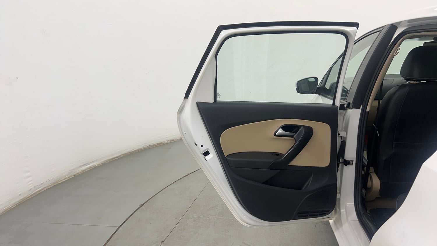 Used 2015 Volkswagen Polo Highline1.2L (P) Petrol Manual interior LEFT REAR DOOR OPEN VIEW