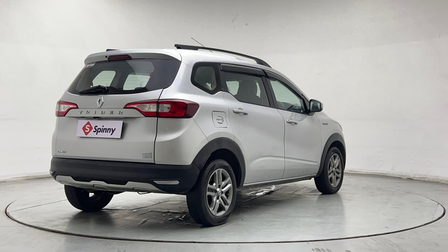 Used 2021 Renault Triber RXZ EASY-R AMT Petrol Automatic exterior RIGHT REAR CORNER VIEW