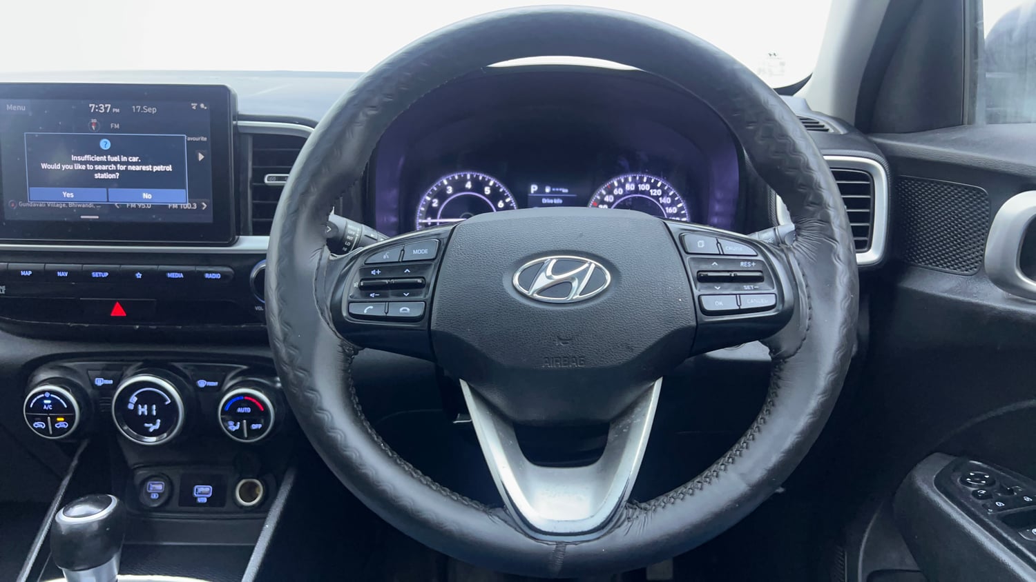 Used 2020 Hyundai Venue SX Plus 1.0 Turbo DCT Petrol Automatic interior STEERING VIEW