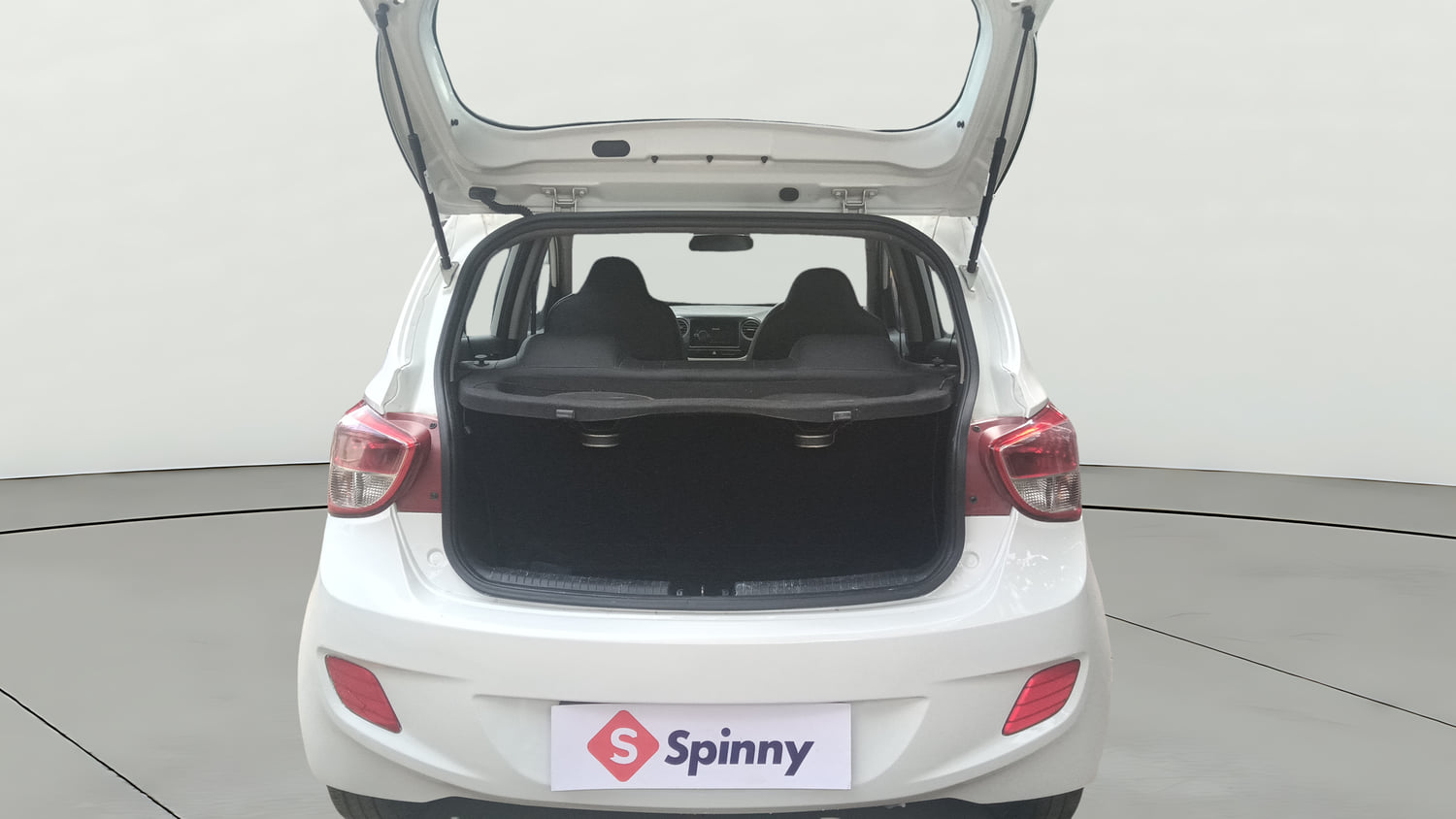 Used 2016 Hyundai Grand i10 Magna 1.2 Kappa VTVT Petrol Manual interior DICKY INSIDE VIEW